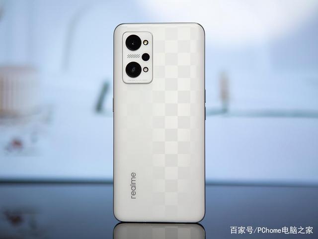 真我Q5 Pro体验：千元快充王者如何加冕成功？