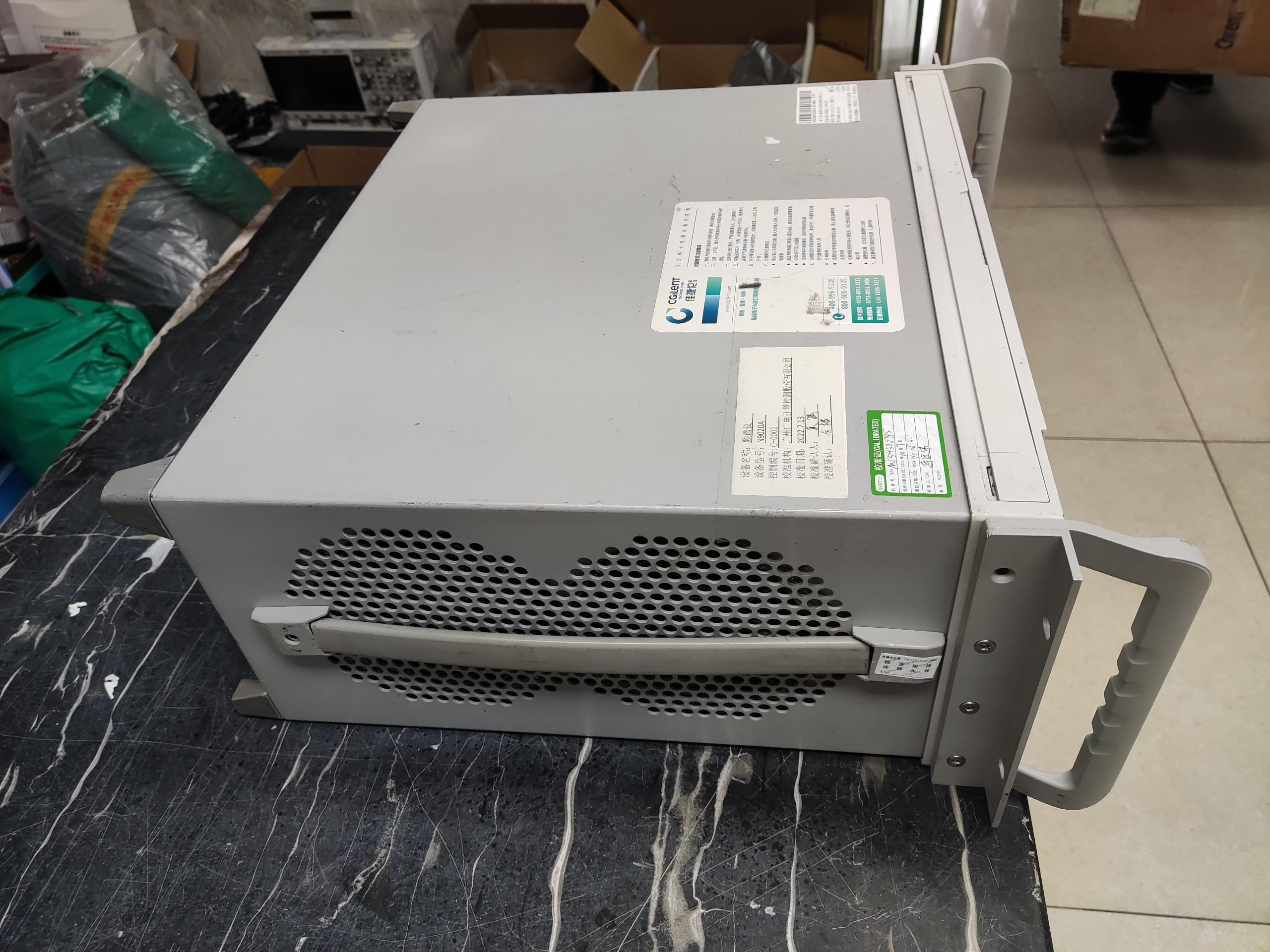 Keysight 网络分析仪 N5242B