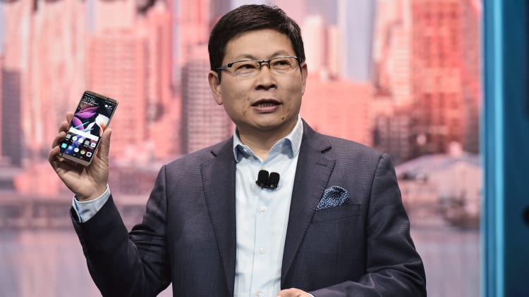 华为余承东接手盘古大模型，放话要重回世界第一