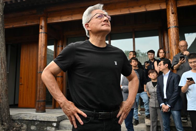 黄仁勋透露：英伟达中国市场营收占比已降至9%