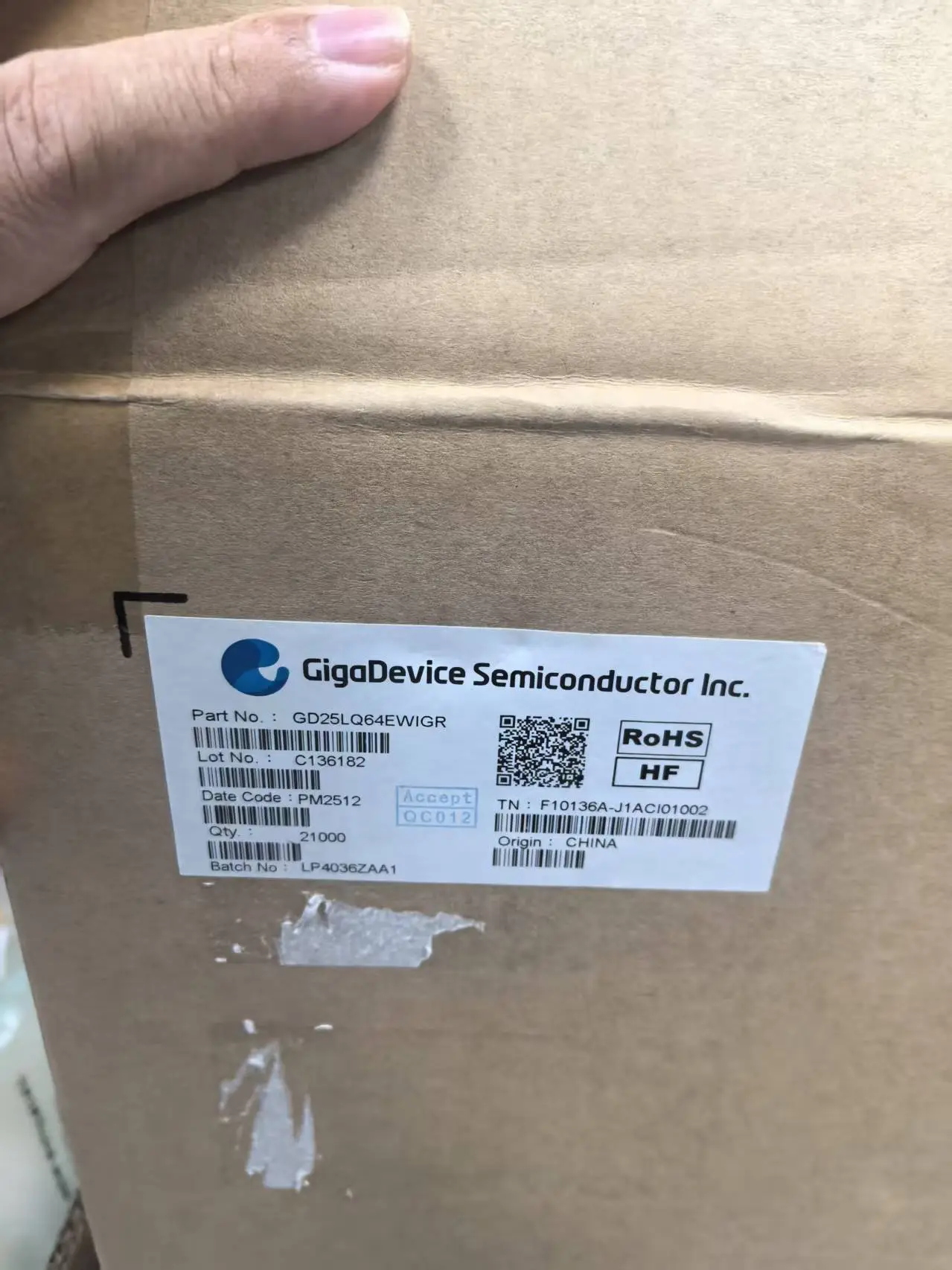GD25LQ64EWIGR， GigaDevice/兆易创新，32M位）串行闪存支持标准串行外围接口