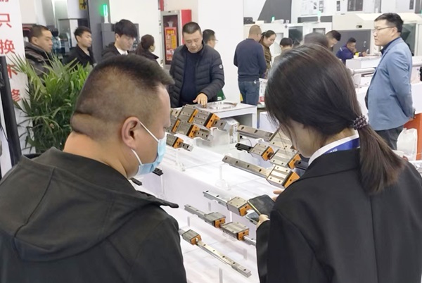 滚柱导轨润滑周期预测