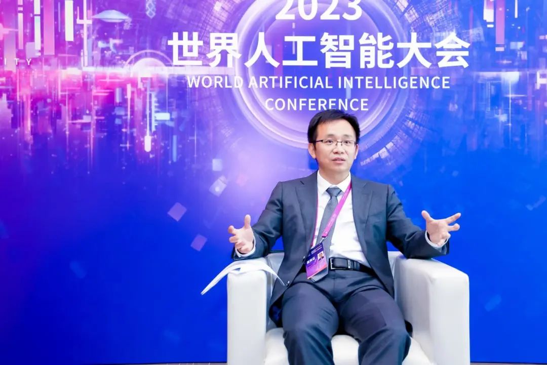 对话天数智芯董事长兼CEO盖鲁江：国产通用GPU性能提升的四大抓手