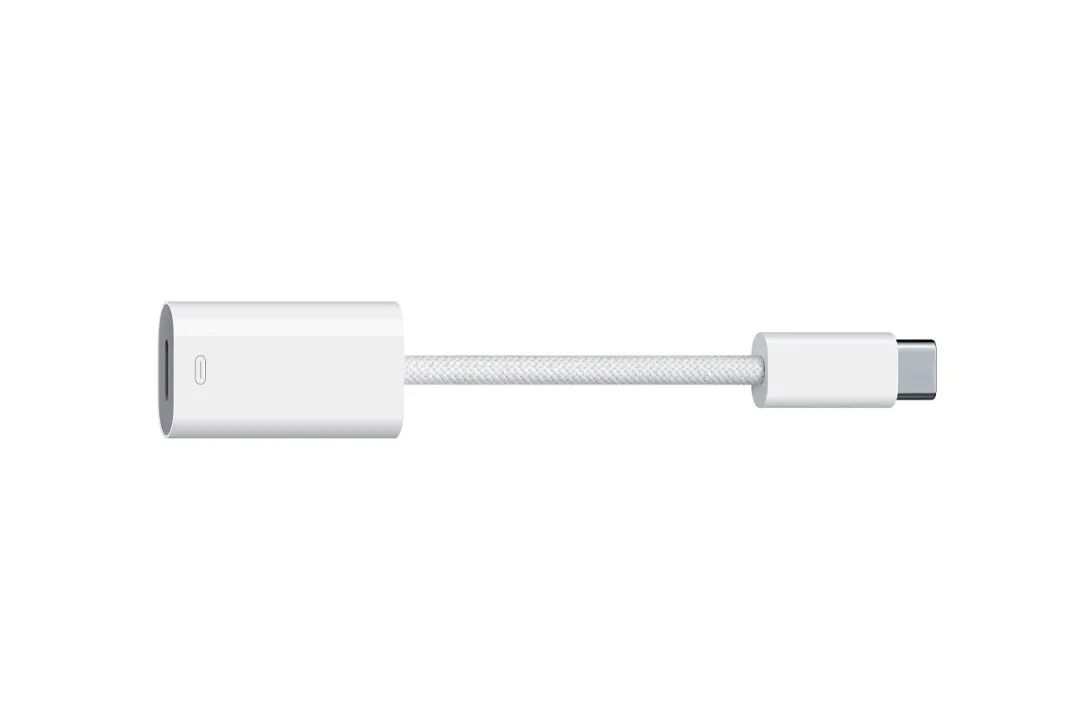 每周上新：苹果 Lightning转USB-C转接器，绿联 磁吸无线充电套装，倍思 iPhone 15系列快充配件