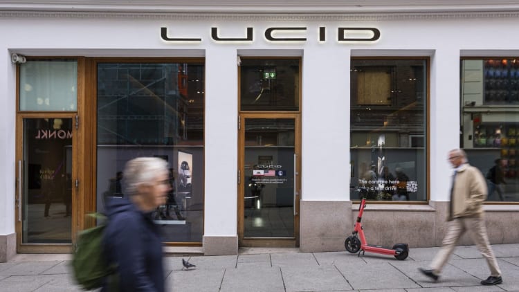 Lucid否认破产传闻，称资金充足并布局无人驾驶