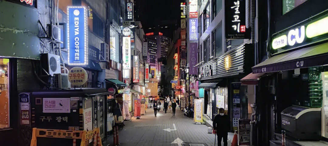 韩国！芯片，萎缩40% ！