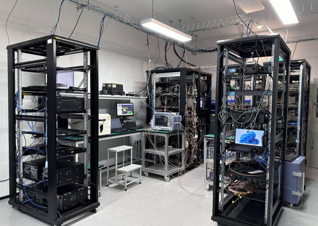 比科奇推出业界首款单芯片支持两个5G满速小区的4G+5G双模全组合小基站解决方案