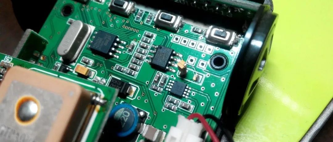 IIC驱动，C语言使用面向对象来实现