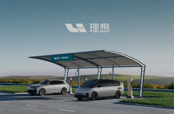 理想延期推纯电SUV，先投入超充桩和升级门店