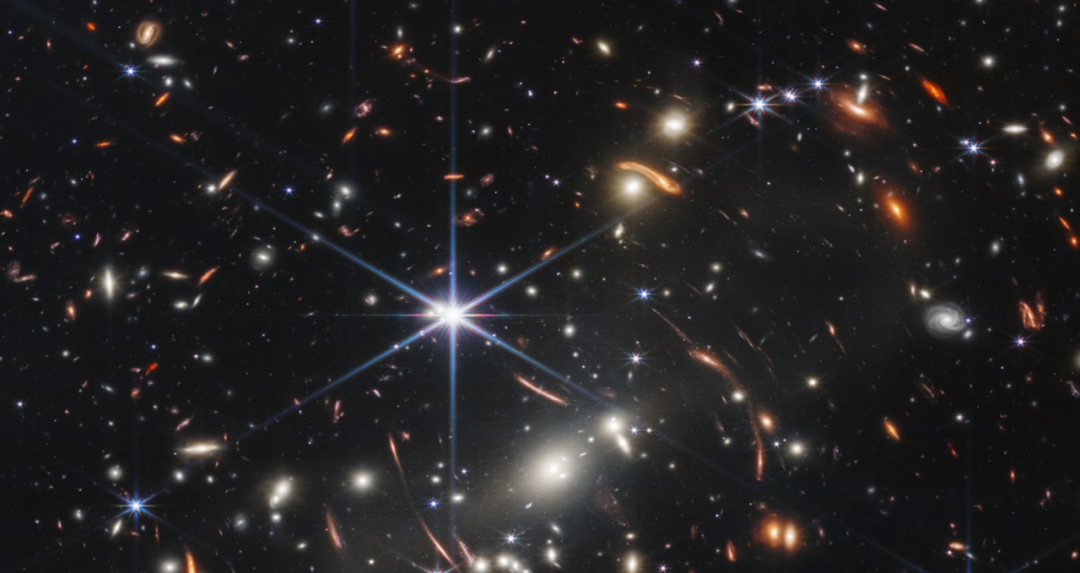AI助力宇宙探索：詹姆斯·韦伯太空望远镜拍下瑰丽新图像，AI分析显身手
