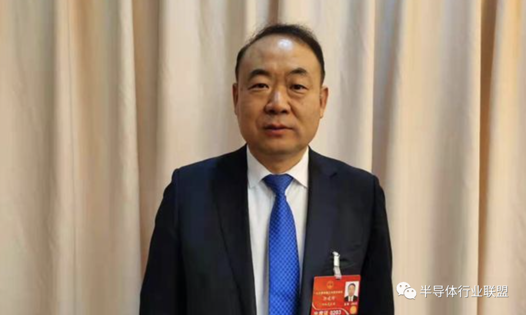 【两会】全国人大代表郭建增：尽快启动国家电子特气重大专项