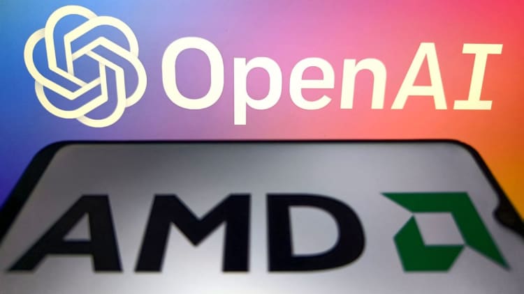 AMD拿下百亿美元AI大单，英伟达主导地位受挑战