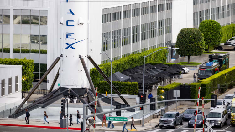 SpaceX冲刺最大上市，两大投行预测分歧