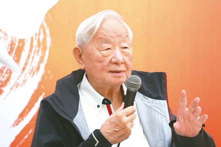 张忠谋：英特尔对台积电也只是阴影！