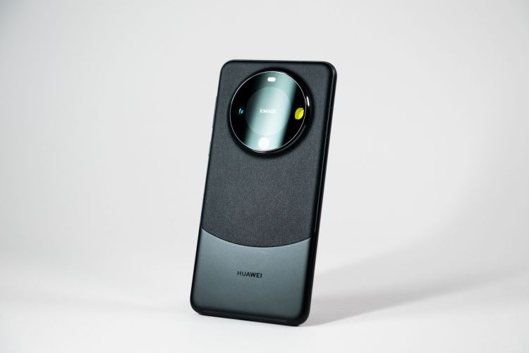 Mate 60系列热销 传华为上调手机年度出货量