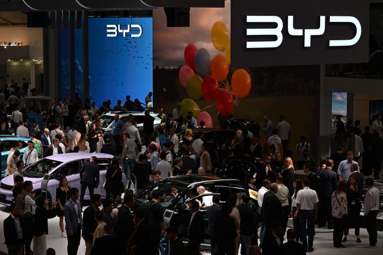 欧盟启动国内电动车反补贴调查 Tesla恐遭牵连