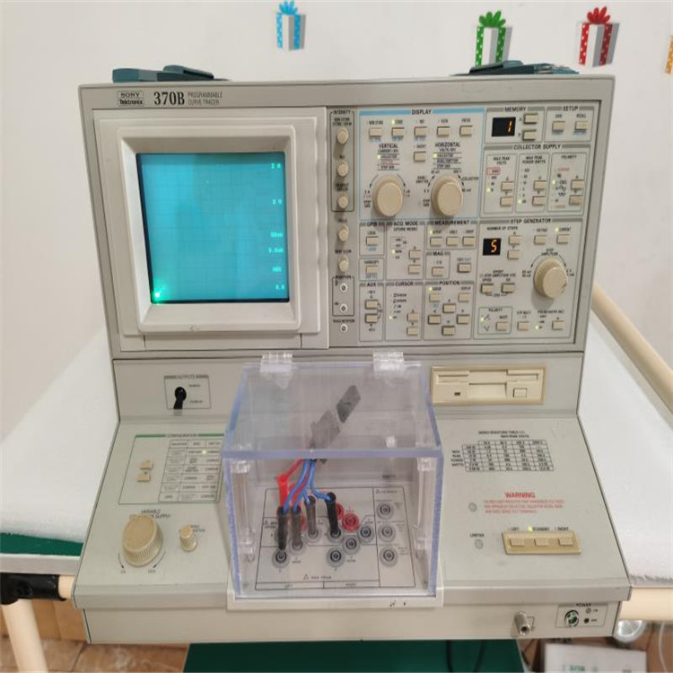 Tektronix泰克370B曲线追踪器参数说明
