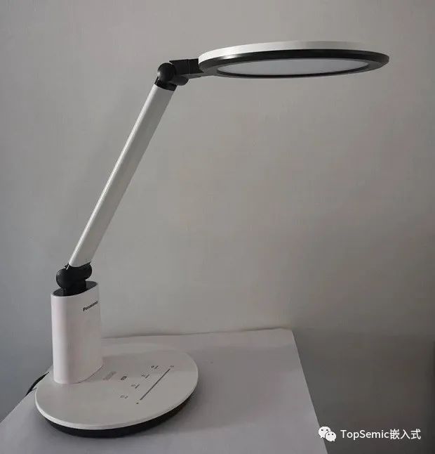聊聊身边的嵌入式：价格不菲的护眼灯，是眼睛保护神还是智商税？