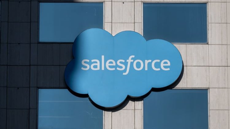 押宝AI初创企业Anthropic，Salesforce持股大涨