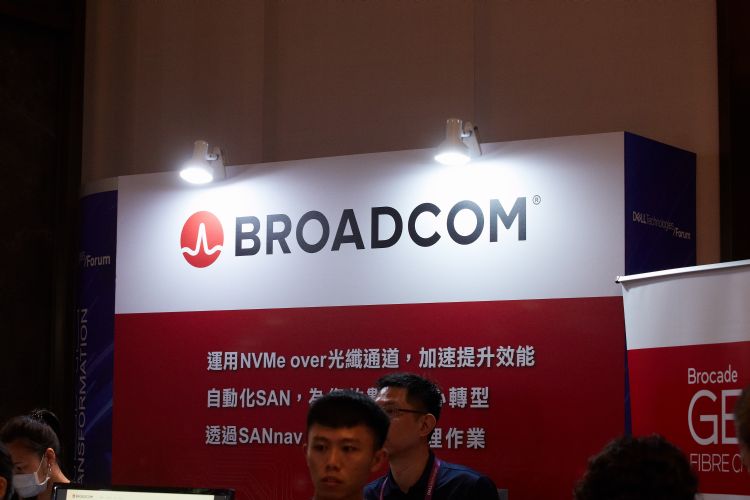 欧盟将调查博通购并VMware案