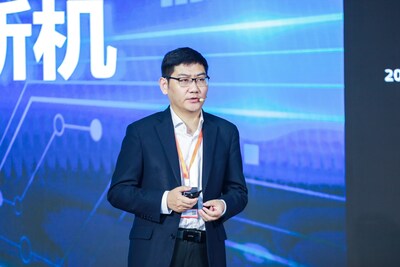 浪潮信息张东：助力云计算步新，"一云多芯"在挑战中前行