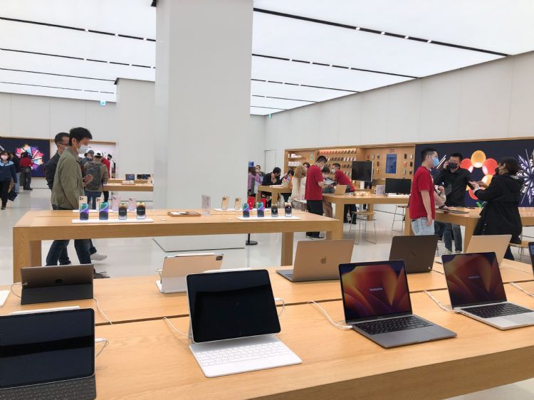 每日椽真：Mini LED MacBook Pro更新传言纷纭 | 供应链盼以大带小攻氢能载具