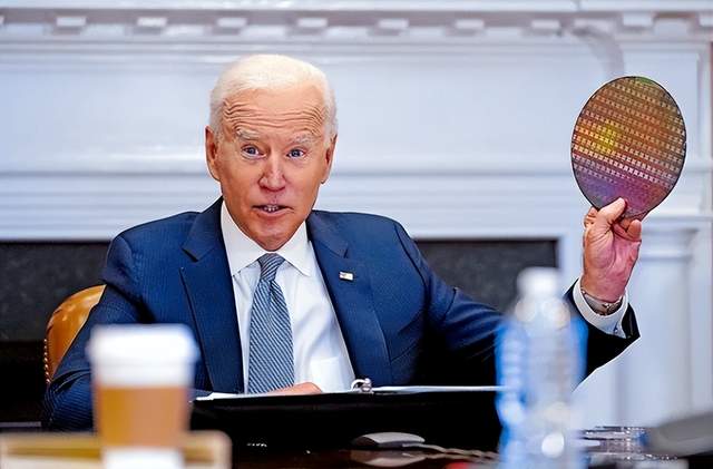 美国芯片坚持不下去了，纷纷绕开芯片禁令，多方祈求中国买芯片