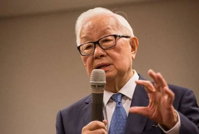 台积电突然接收中企7nm芯片订单，张忠谋：我是中国人！