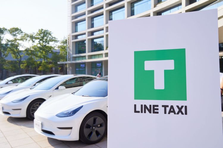 每日椽真：众厂抢搭AI服务器顺风车 唯有一家逆风撇清｜光阳电动摩托车插旗泰国 底气来自哪里？
