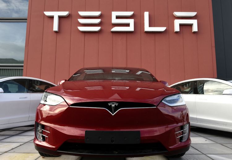 Tesla与亚洲伙伴合作解决46800电池问题