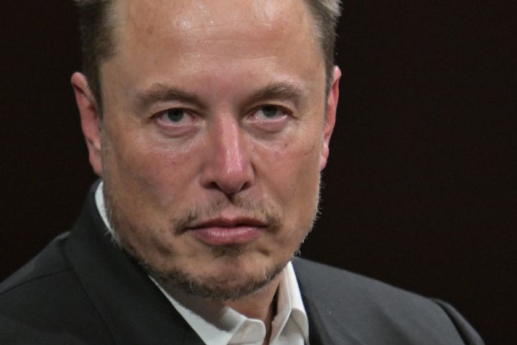 连2季价格战损Tesla毛利 Elon Musk：价格战乃必须