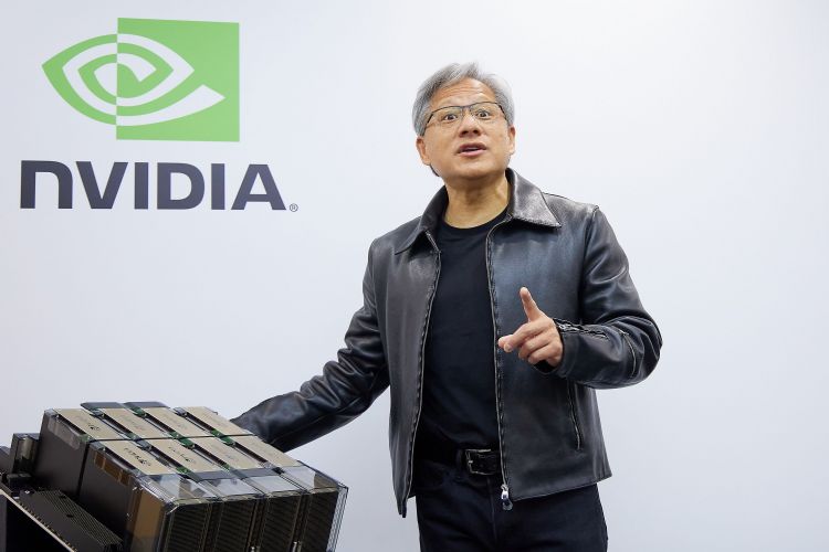 传NVIDIA大增H100产量 2024年出货量可达200万颗