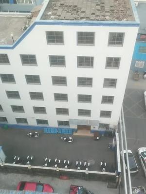 终于要下班了，也终于是最后一个实拍了，给大家看看交警大队，以后就要正常发作品了，元旦快乐！！