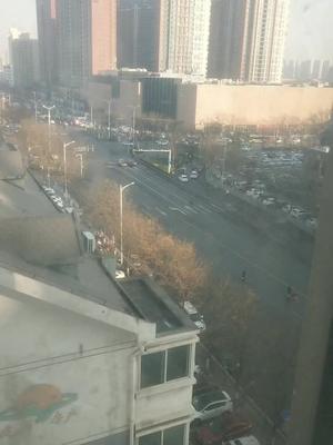 下班在拍最后一个实拍，就能发作品了，今天天真好