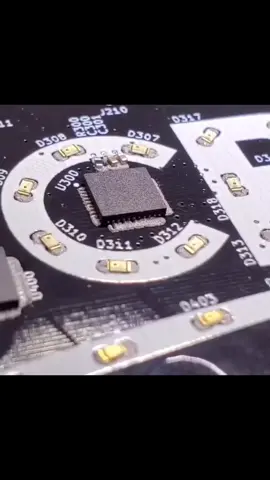 你们都怎么焊接QFN，直接上烙铁吗？ 焊接 pcb 电子技术
