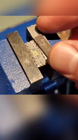 纯手工芯片开盖 芯片 开盖 电子技术